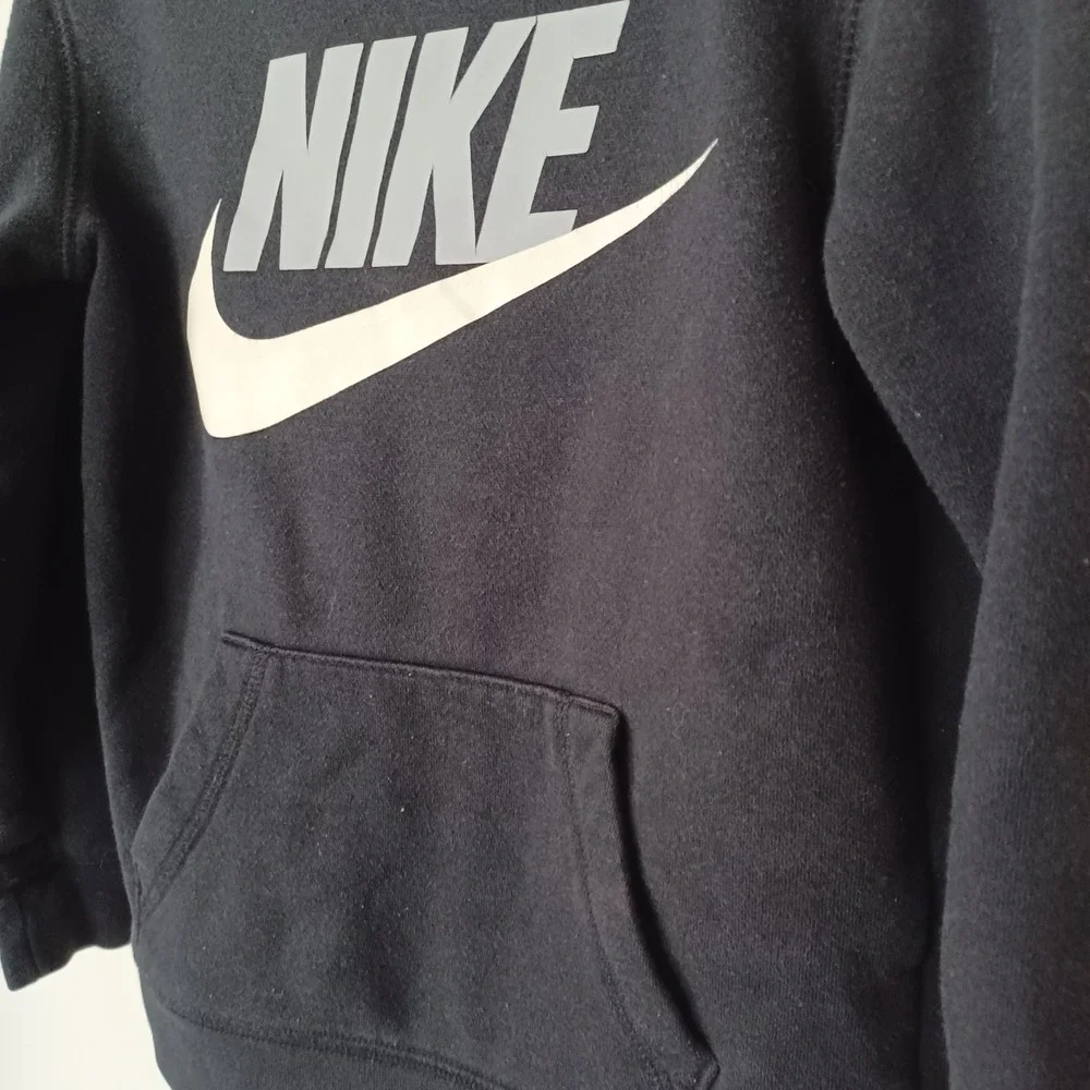 Nike Pullover Hoodie Boys 4 XS Black Logo Graphic Fleece Sweatshirt School Fall